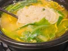 金汤酥肉酸辣米线-云海肴云南菜·蒸汽石锅鱼(新奥店)