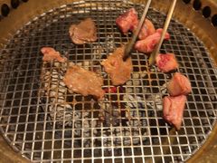 -铭牛烧肉·和牛海鲜自助(高新月牙湖店)