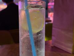 -喜鹊音乐酒馆(西街店)