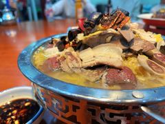 -老码头黑皮肘子锅包肉(文政街店)