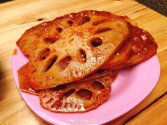 -爆炸头阿姨小四川正宗川味小吃(无任何分店)
