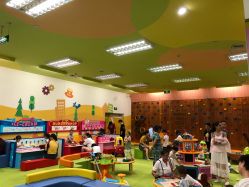 -莫莉幻想儿童乐园(武汉经开永旺店)