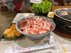 鸡翅拼鸡脆骨-胡哥烤肥牛(车公庙店)