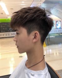 -东秀护肤造型