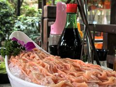 -二荆条·蜀鲜汇城市森林火锅