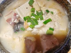 -荷塘秋月·本帮江浙菜(国权路店)