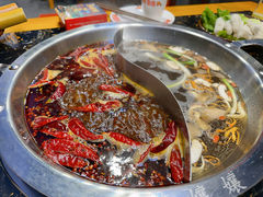 -憨孃孃·重庆老火锅(红山黑金店)