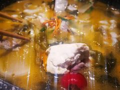 -山城外·非遗酸菜鱼(蜀都万达店)
