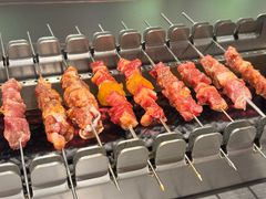 -呼伦一只牛·烧串酒场(陆家嘴店)