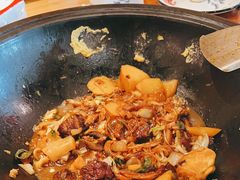 -晨皓祥人民公社铁锅炖菜(西华苑店)