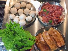 -马路牙子烧烤音乐酒馆(望京店)