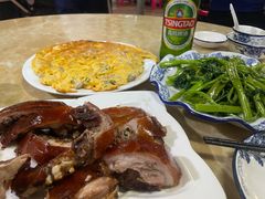 -黄记四更烤乳猪店