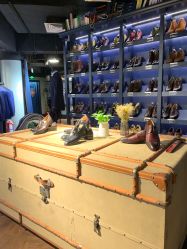 -BRANS PORO布朗斯伯勒西装高级定制·瑞璞西装(金陵店)