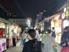 -东关街美食广场
