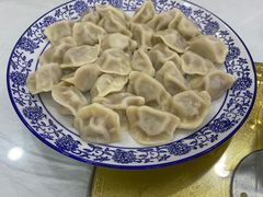 -撒拉人家.酸菜牦牛肉火锅