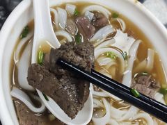 -燊意布拉肠云吞面(中山四路店)