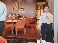 -蝴蝶里·粤菜·点心(滨江龙湖店)