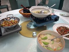 -饭怕鱼·黄焖鲟龙鱼(湖大店)