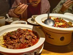 -爱碗亭·鲜炒湖南菜(壹城中心店)