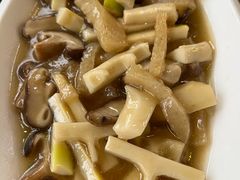 -美食村花园餐厅