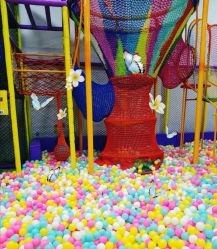 -蹦贝运动中心·蹦床·攀岩·闯关(龙岗店)