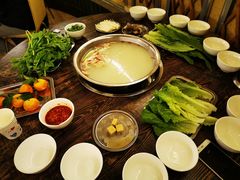 羊肉汤锅-巴山一绝烤全羊(三圣乡刘家花园店)