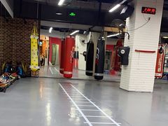 -拳盛时代拳击俱乐部(北京路店)