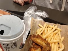 -肯德基(大剧院店)