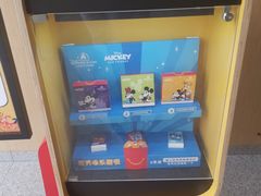 -麦当劳(南京路2店)