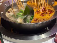 -钢管厂五区小郡肝串串香(奥克斯广场锦城万达店)