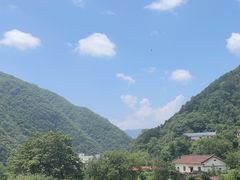 -秦岭峡谷漂流景区
