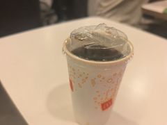 -麦当劳(上海虹桥站30B检票口楼上)