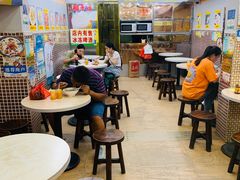 -太婆抱罗粉…海南特色小吃(一市场店)