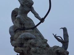 -巴陵广场