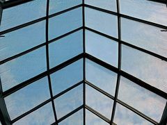 -上海滴水湖皇冠假日酒店