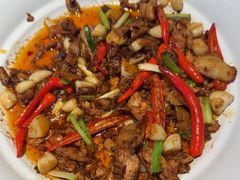 -阿瓦山寨·湘菜现炒·剁椒鱼头王(咸阳总店)