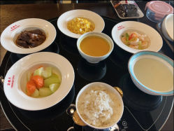 -涵禧月精致月子中心