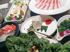 -德天肥牛海鲜火锅(城西银泰店)
