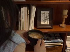 -彳亍咖啡·这里(水湾路店)