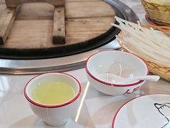 -人民公社铁锅炖·东北菜(卫国道店)