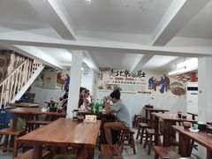 -宝瑞门钉肉饼店