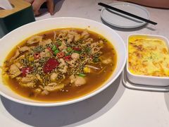 -峨嵋小镇·川菜(勒泰中心店)