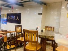 大堂-周家大连水饺(美专校街店)