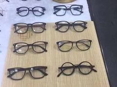 -罗伯特眼镜·蔡司官方授权(罗湖国贸店)