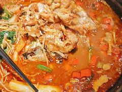 -鸣记脆皮烤鱼·海鲜烤鱼(三八广场店)