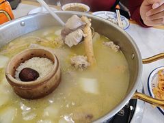 -朴小妹人参鸡汤火锅(长白山万达店)