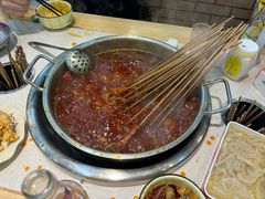 红汤锅底-江二娃串串香(科园四路总店)