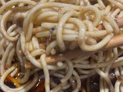 蟹脚热干面-沈记烧烤海鲜(江汉二路店)