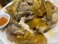 -头上红煨盐鸡·非遗院子餐厅
