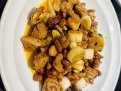 -闫府私房菜·百年鲁菜(恒隆店)